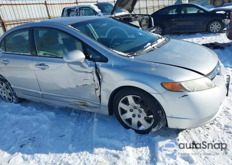 2008 Honda Civic Lx z USA, uszkodzony, nr VIN 2HGFA16598H525714